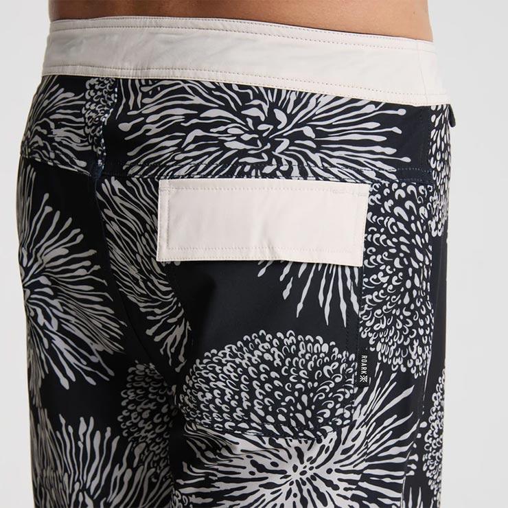 ROARK ロアーク ボードショーツ サーフトランクス PASSAGE 18.5 BOARDSHORTS RB478-BFL 日本代理店正規品の画像