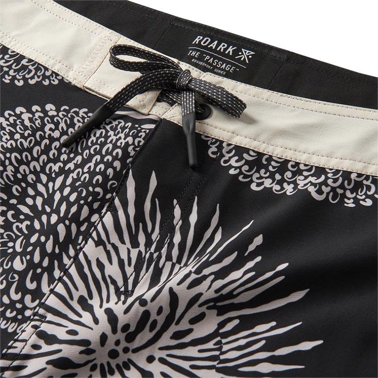 ROARK ロアーク ボードショーツ サーフトランクス PASSAGE 18.5 BOARDSHORTS RB478-BFL 日本代理店正規品の画像