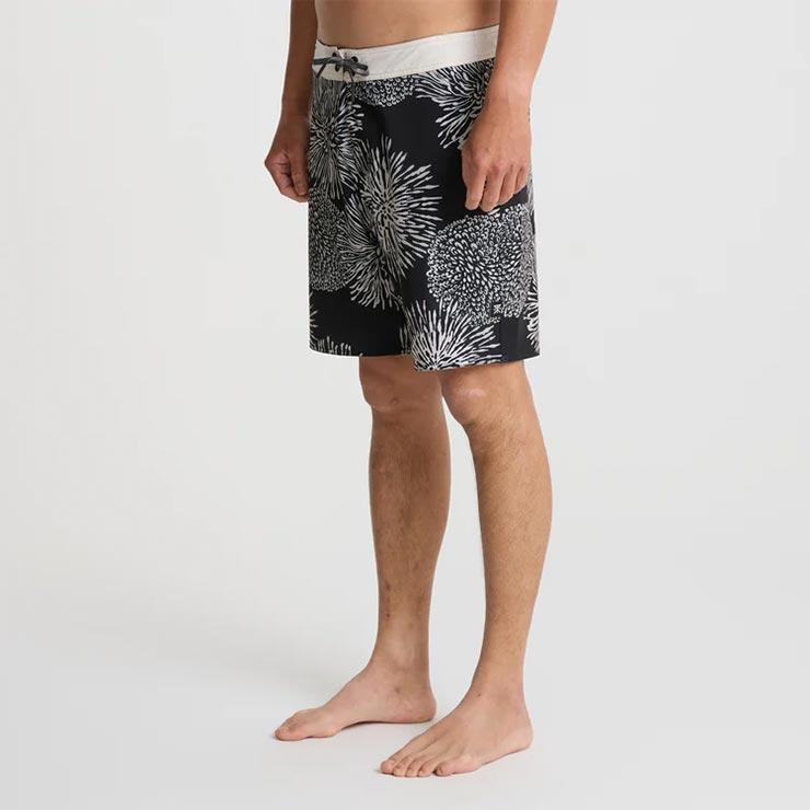 ROARK ロアーク ボードショーツ サーフトランクス PASSAGE 18.5 BOARDSHORTS RB478-BFL 日本代理店正規品の画像