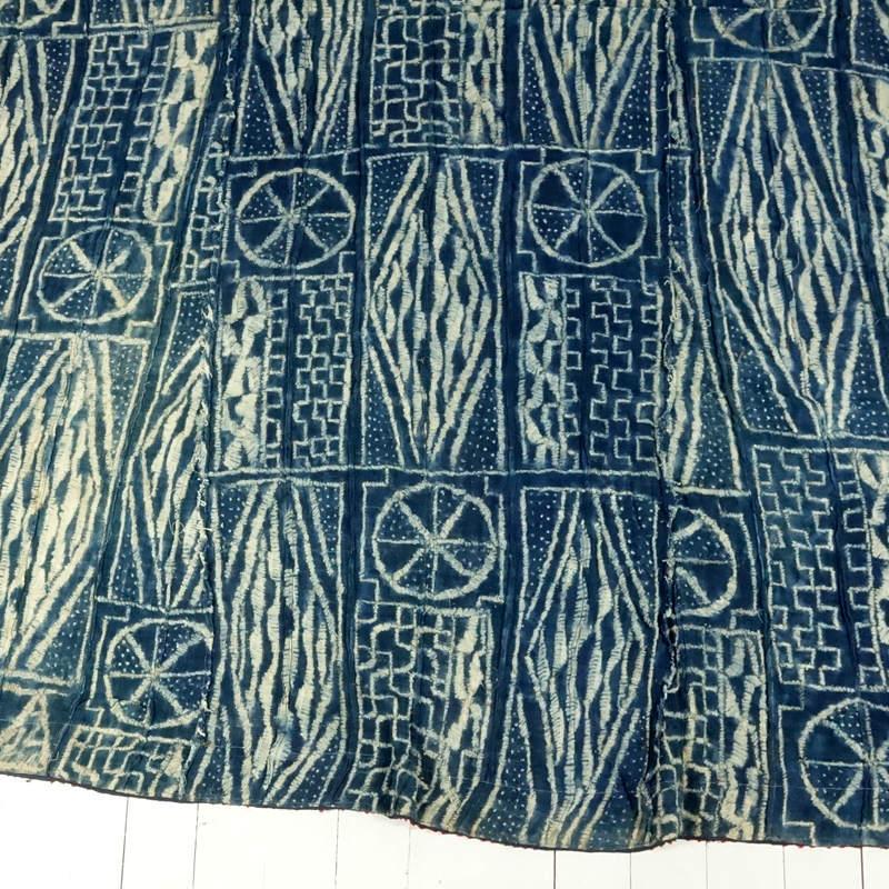 バミレケ族　藍染め布　大判　305×230cm