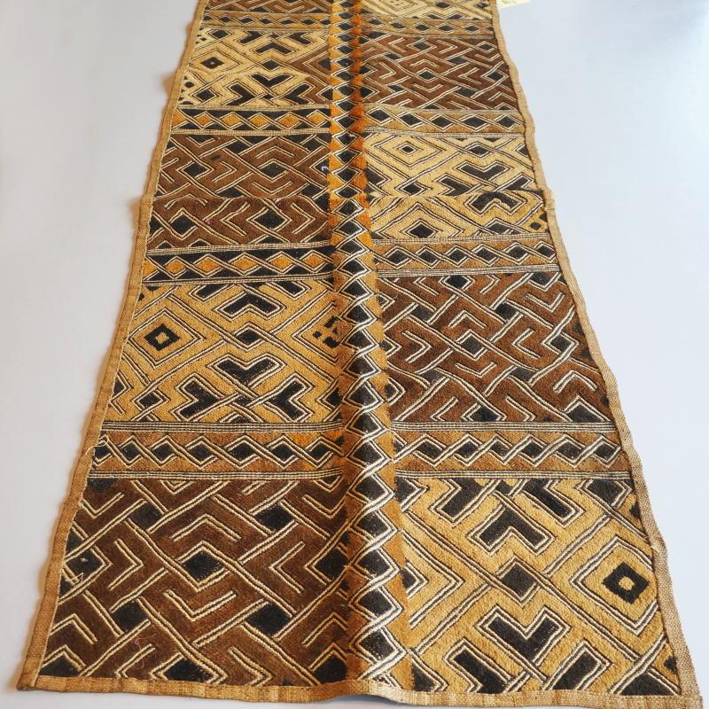 クバ王国 草ビロード 56cm×130cm ラフィア椰子布