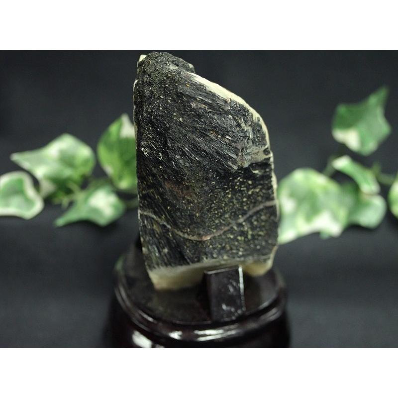 【1点物】激レア・限定品！★迫力の特大サイズ★水晶共生、特有の結晶面◎★心身の活性化と健康運の石★天然石/ブラックトルマリンインクォーツ/ラフ原石/1kg/1