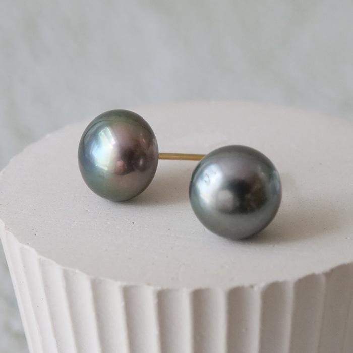 【個数限定】04. 淡水パール ブラック K18 ピアス ボタン 8mm 【日本製】高品質 テリ ピーコック グレー 一粒ピアス スタッドピアス_1