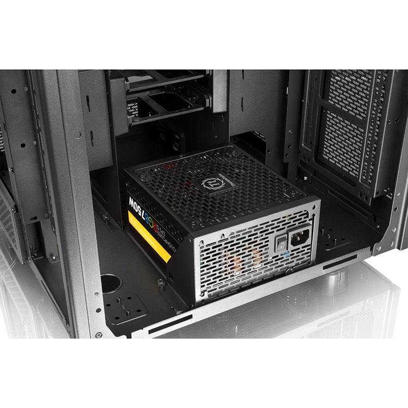 Thermaltake TT Premium The Tower 900 パーツを美しく魅せる3面強化