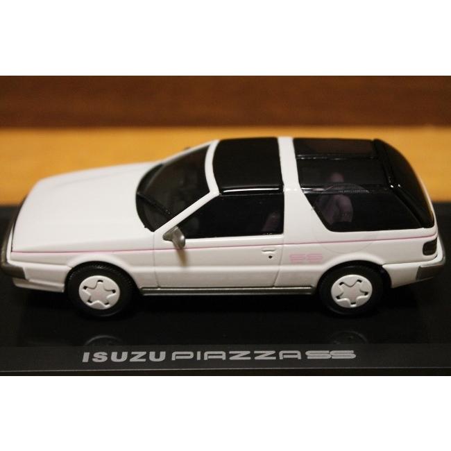 ルミノ 1/43 いすゞピアッツァ スペーススポーツ 86 ホワイト ルミノ 1/43 いすゞピアッツァ スペーススポーツ 86 ホワイト