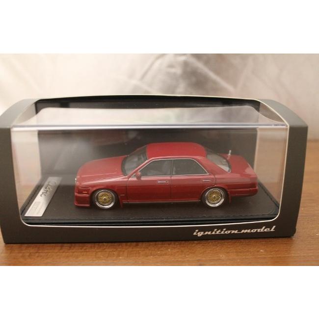 イグニッションモデル1/43 日産 セドリック Y32 イグニッションモデル1/43 日産 セドリック Y32