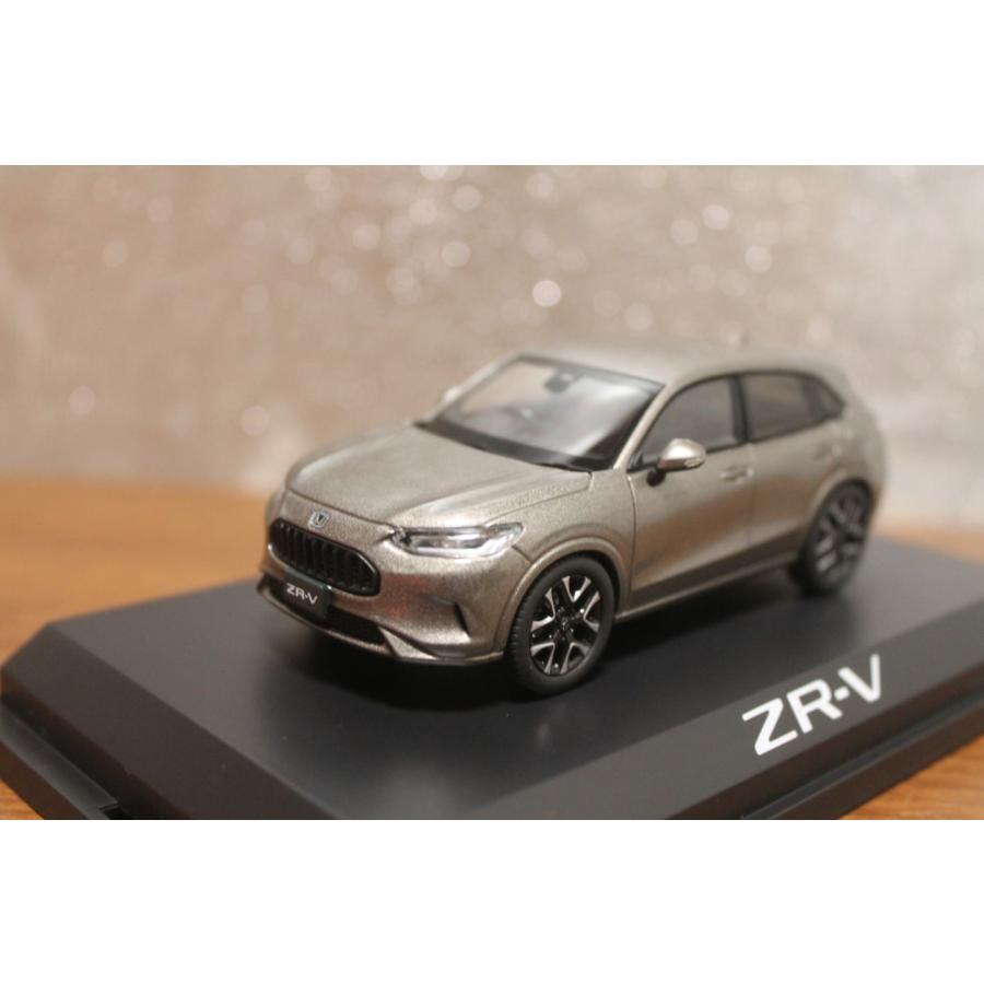 ホビージャパン1/43 ホンダ ZR-V ハイブリッド プラチナ ホビージャパン1/43 ホンダ ZR-V ハイブリッド プラチナ