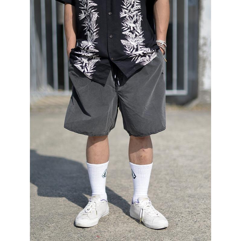 送料無料 Volcom ボルコム メンズ スイムウェア ボードショーツ サーフパンツ 水着 5104 Center Trunk 17 Blk 激安単価で Cepici Gouv Ci