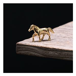 天然石　馬　午年 干支飾り　金運 天然石 馬 午年 干支飾り 金運