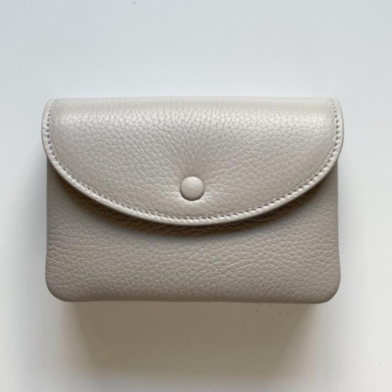 STUDIO LA CAUSE シュリンクレザー 内縫いフラップ 財布 M ライト  