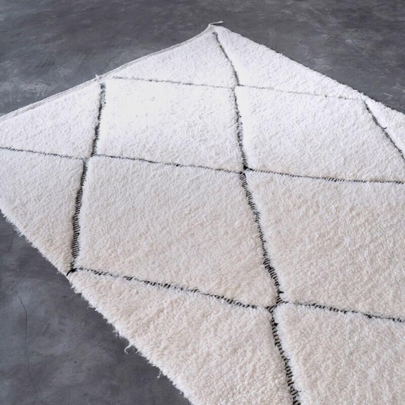 ふかふか厚さ3cm！ベニワレン ラグ 147 x 230 cm ウール100% 新品 一点