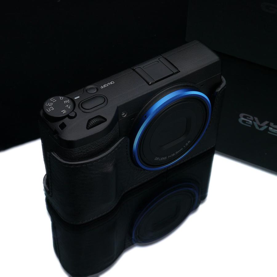 GARIZ RICOH GR III 用 本革カメラケース HG-GRIIIBK ブラック RICOH GR III 用 本革カメラケース ケース底面のネジをカメラの三脚穴に固定するのでカメラとケースをしっかり固定できます