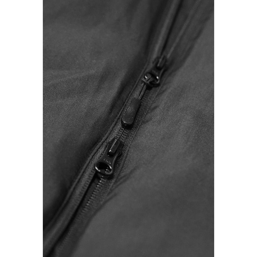 ラバーワッペンシンセティックダウンフードジャケット[STRAITE]