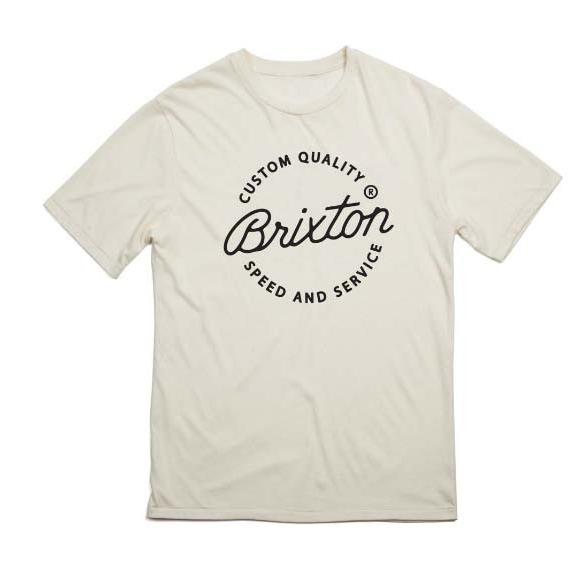 直営店 最高 BRIXTON NEWPORT S PREMIUM TEE カラー：OFF WHITE ブリクストン Tシャツ スケボー スケートボード SKATEBOARD hatalike.style hatalike.style
