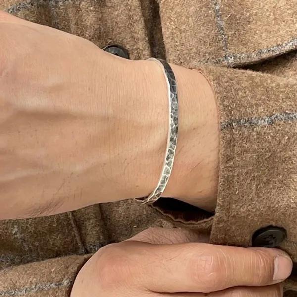 【VIVIFY（ヴィヴィファイ）】Back Hallmarks Bangle / Hammered finish / Narrow |  | 08