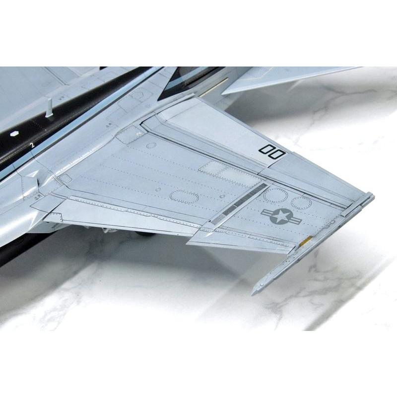 1/48 F/A18E「スーパーホーネット」完成品の画像