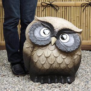 信楽焼きふくろう　17号首かしげふくろう(粉引き)　陶器フクロウ置物［fu-0058］