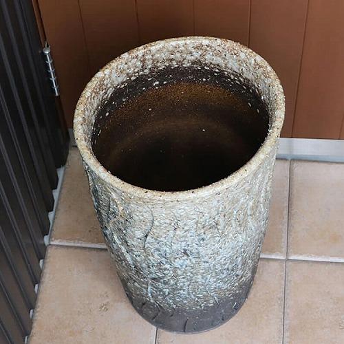 信楽焼きかさたて　窯肌波彫り傘立て 陶器かさたて　［kt-0121］_2
