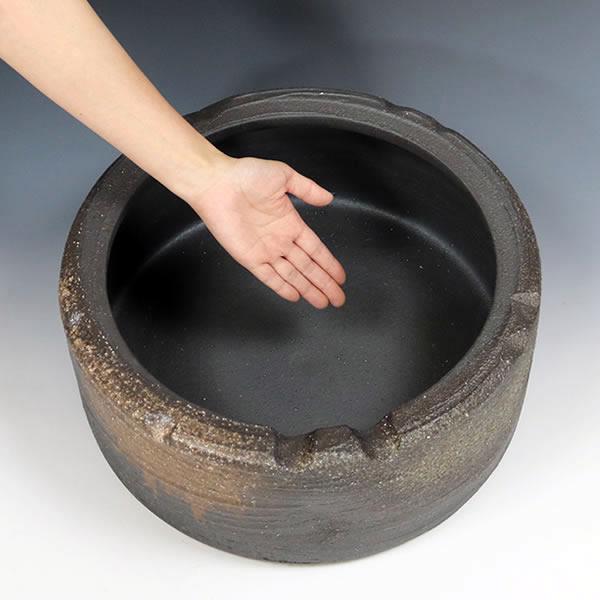 信楽焼き 焦げ窯肌つくばい(竹、柄杓付き) 蹲 和風つくばい 手水鉢