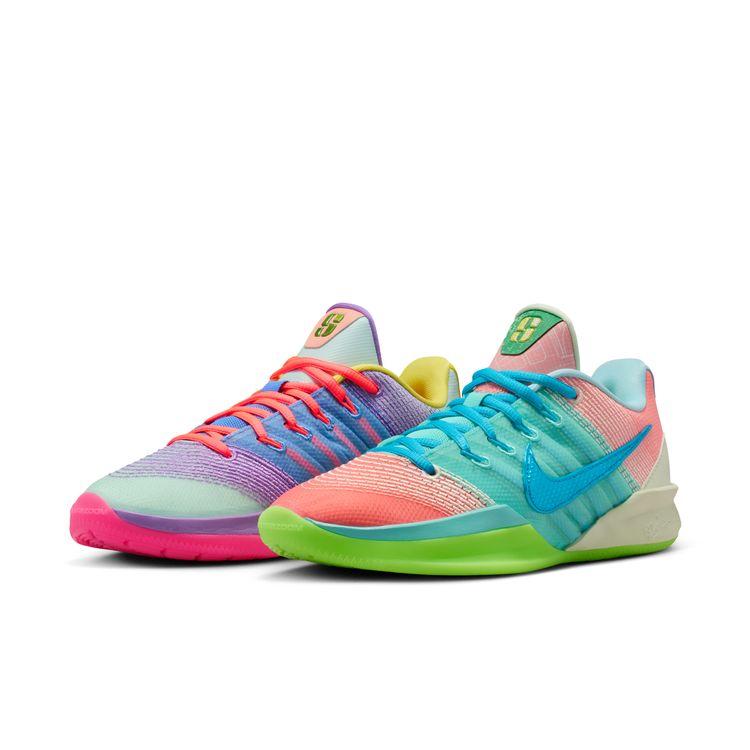 NIKE SU26 4/1 SABRINA 3 EP イグルー/ホットラバ-ブルークリスタル