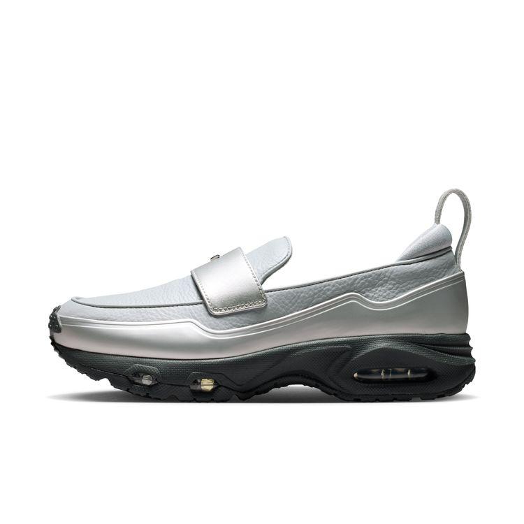 NIKE SU26 4/3 NIKE WMNS AIR MAX PHENOMENA ウルフグレー/メタリックシルバー-アンスラサイト IV4690-099の画像