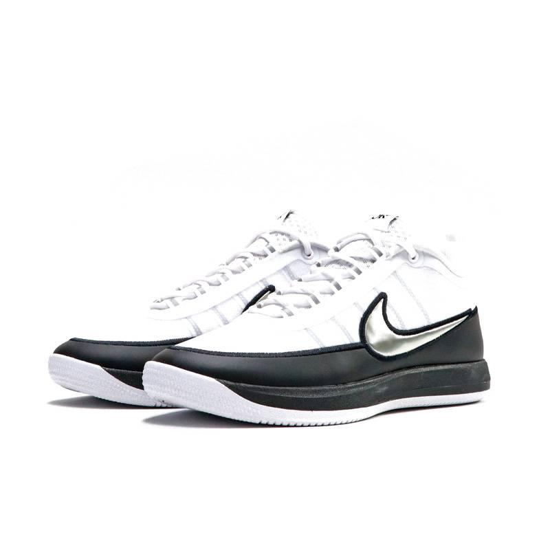 NIKE FA26 BOOK 2 TB EP ホワイト/メタリックシルバー-ブラック IZ2373