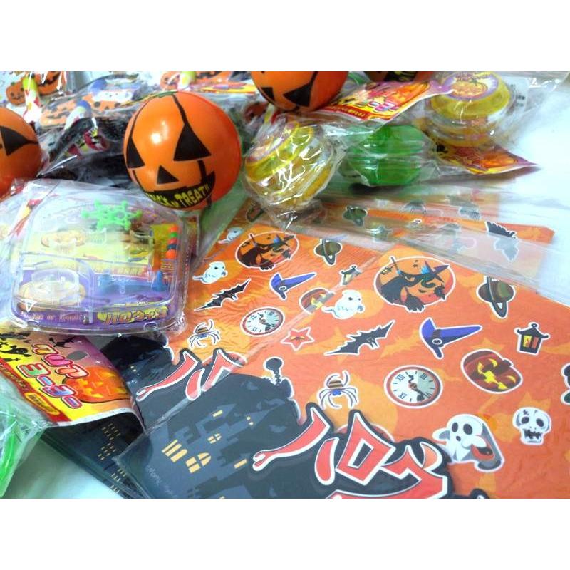 【ハロウィン景品】　配り景品　ハロウィンおもちゃセット　アソ-ト100個入り｜itibei｜05