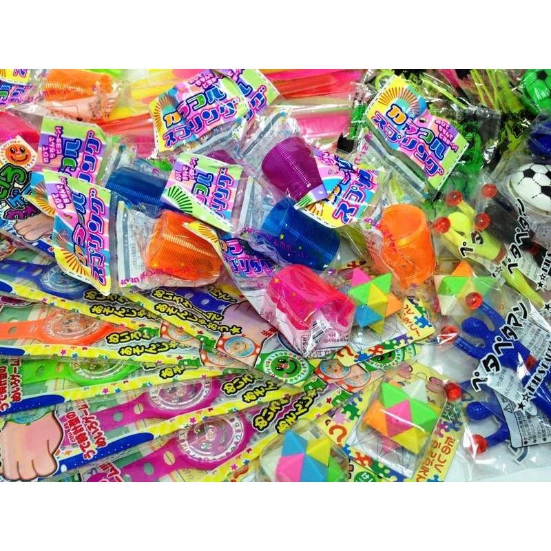 配り景品玩具 おもちゃ詰め合わせ （100個入） : イベント用品・日用品