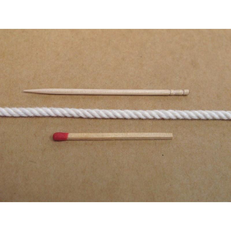 綿タコ糸20/90（30号・かせ）　しっかりした綿糸をお探しの方にオススメ。強撚でさらっとした手ざわりの糸です。｜ito-kinshou｜02