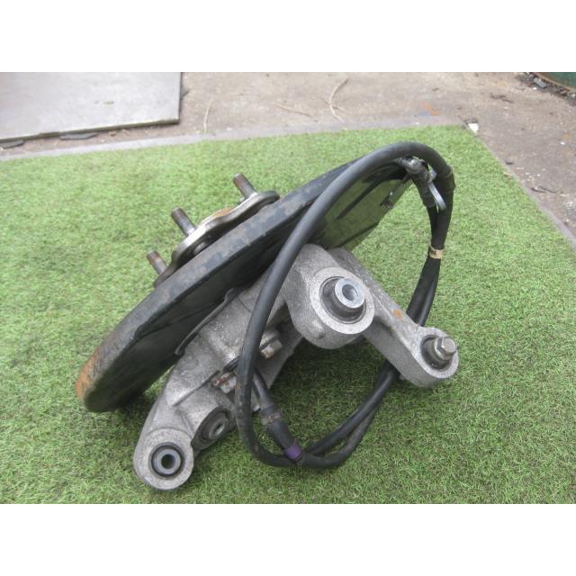 スカイライン DBA-CKV36 左リアナックルハブASSY 95874 :240315000144440:伊藤商会 ヤフー店 - 通販 ...