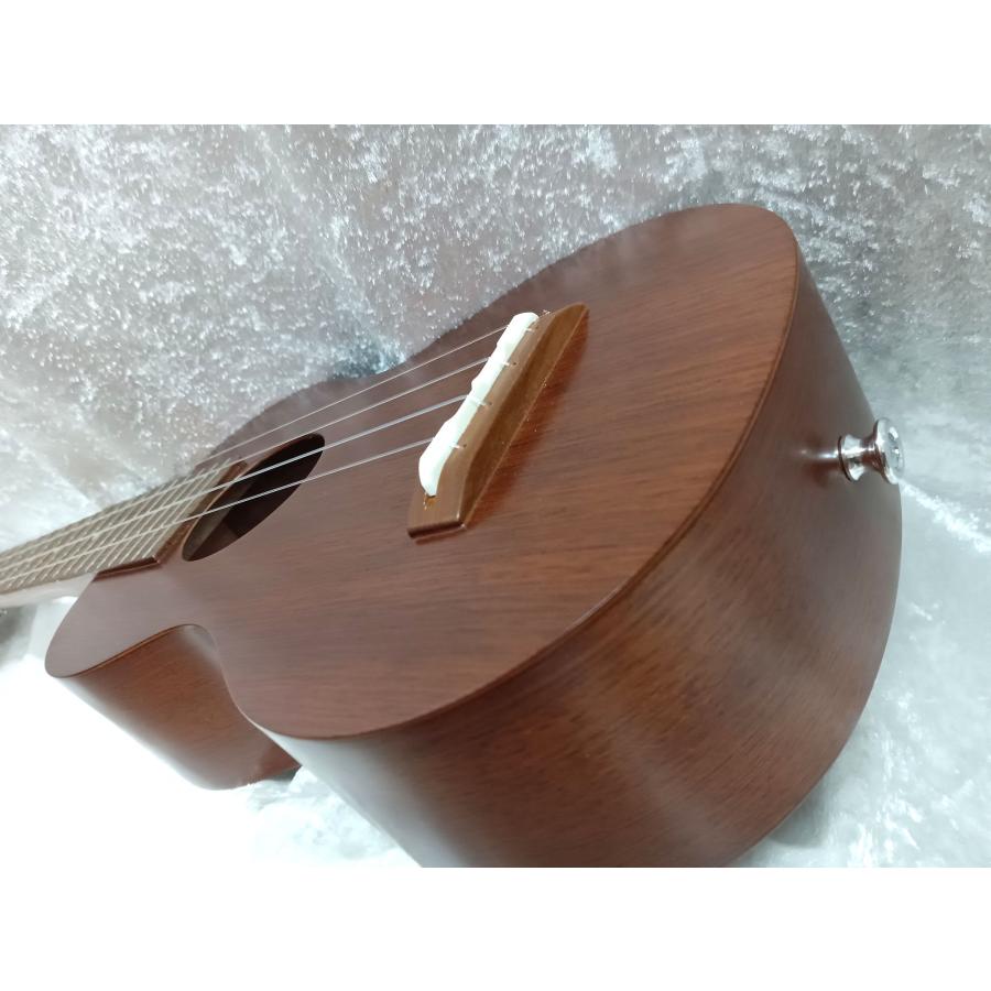 ROMERO CREATIONS / Daniel Ho Signature 