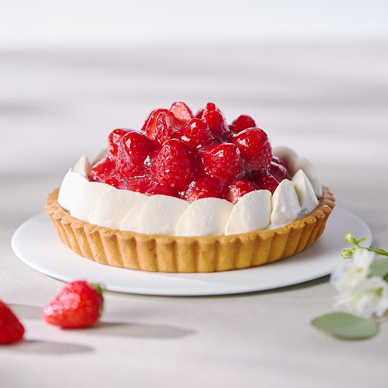 【2026年4月上旬出荷予定】 長野県産いちごレアチーズタルト フルーツタルト グルテンフリー スイーツ 冷凍 ギフト 誕生日 ホールケーキ 直径15cm 5号 タルト |  | 04