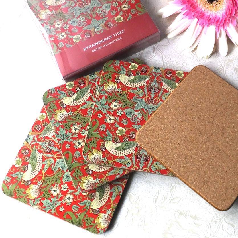 ウィリアムモリス いちご泥棒 赤 鳥 ストロベリーシーフ コースター レッド 4枚セット ボックス付き コルク Williammorris イギリスデザイン 雑貨 グッズ P94dukhmks いとし屋ついん ヤフー店 通販 Yahoo ショッピング