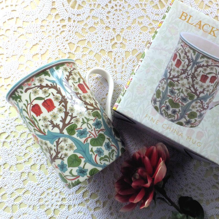 ウィリアムモリス ブラックソーン マグカップ ボックス付き William