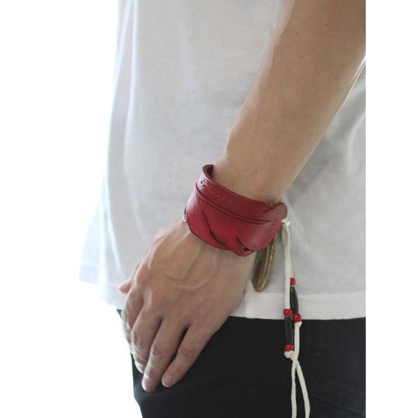 ROOSTERKING & CO. ルースターキング&カンパニー Carved Leather Feather Bangle (Red) レザーフェザーバングル レッド 正規品 ブレスレット カフ …｜its12midnight｜05