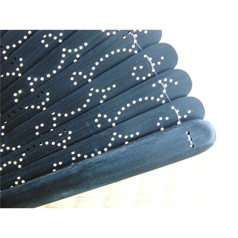 竹凸雕刻百【財】字扇面 竹凸雕刻百【財】字扇面