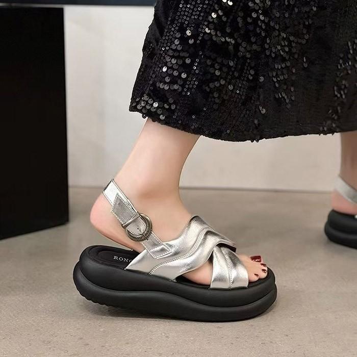 MBT ホワイト スポーツサンダル クロスストラップ MBT】 ブラック