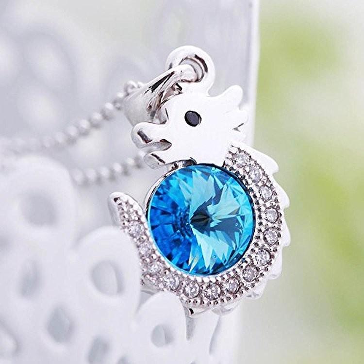 スワロフスキークリスタル辰