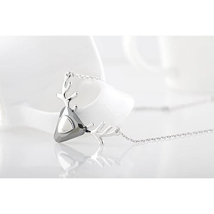 IUHA 小鹿モチーフ ネックレス SWAROVSKIスワロフスキー社製クリスタル 金属アレルギー対応 変色防止_2