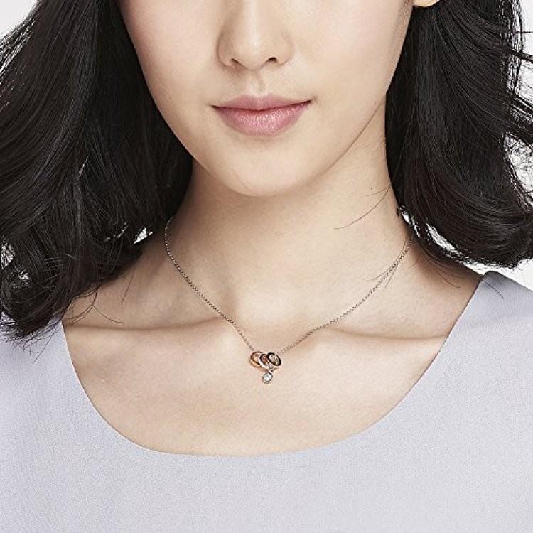 IUHA 【トリプルリング】ネックレス SWAROVSKI スワロフスキー社製 