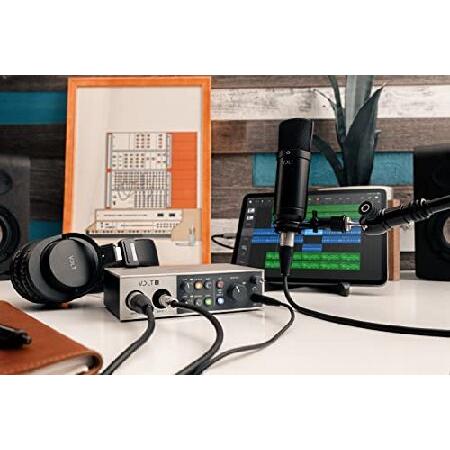 通販 サイト UA Volt 2スタジオパック 録音、ポッドキャスト、ストリーミング用 USBインターフェイス、マイク、ヘッドフォン、必須のオーディオソフトウェア付き (40並行輸入