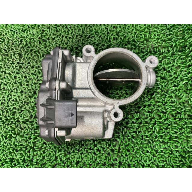 ベンツ Aクラス 3DA-177012 スロットルボディ 775 A6540900070 未 