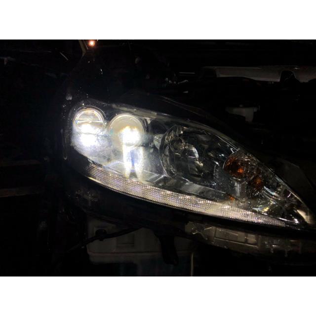 レクサス CT 青白 DAA-ZWA10 左ヘッドライト 2ZR-FXE 077 コイト 81150  