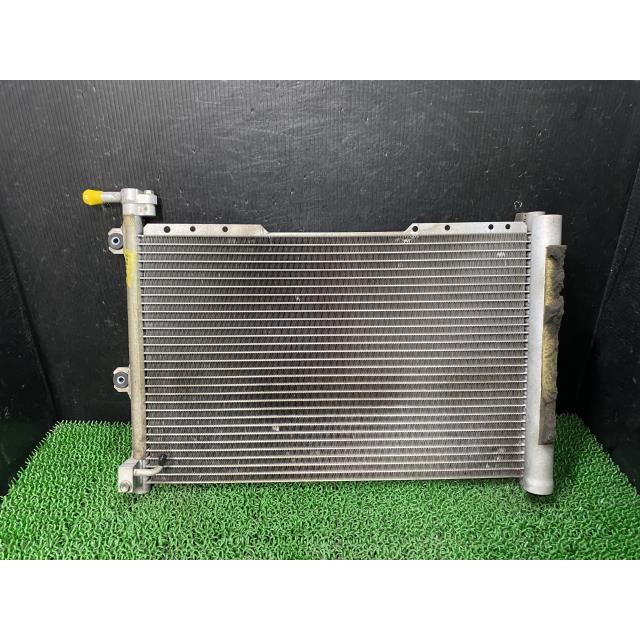 ジムニー ABA-JB23W コンデンサー ZJ3 95300-81A80 95311-81A80 : 株式