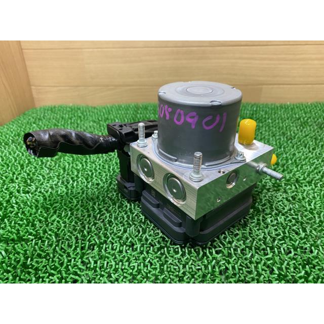 インプレッサ 5AA-GUD ABSアクチュエーター G1U 27536FN052 27596FN052の画像