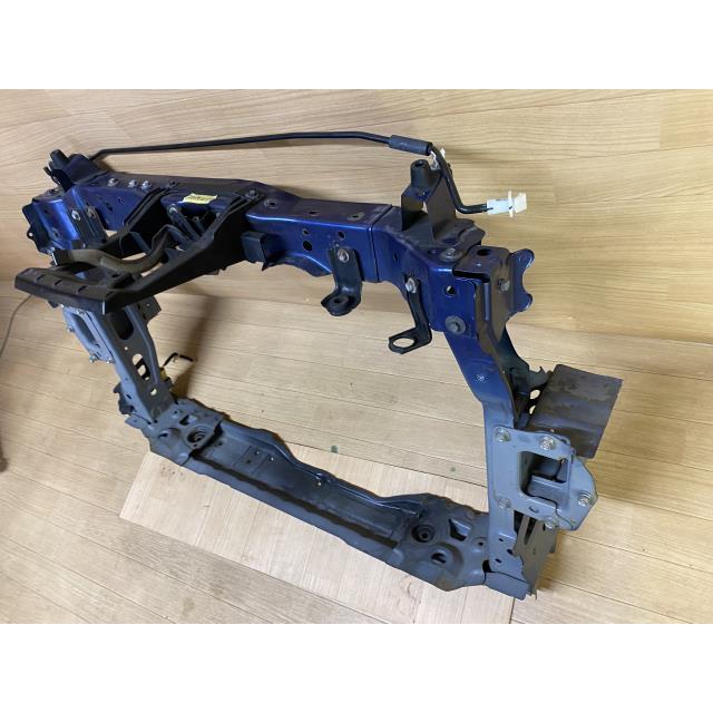 ヴェゼル DAA-RU3 ラジエータコアサポート B594P : 株式会社イワマ