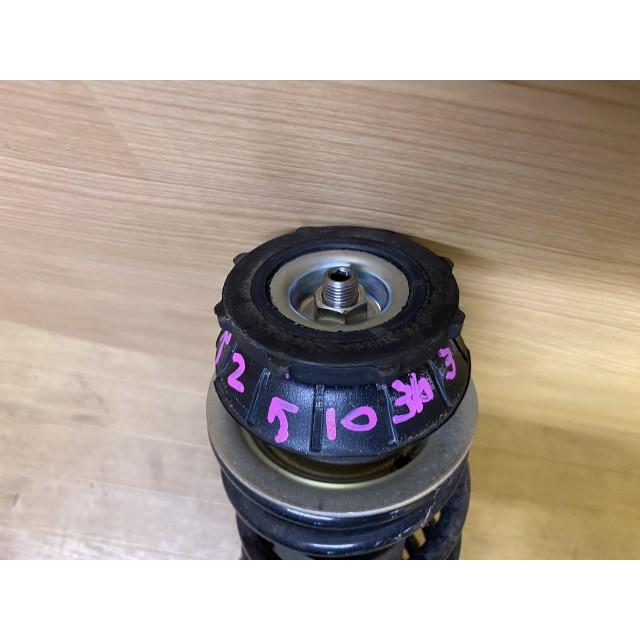 ソリオ 5AA-MA37S 右FストラットASSY ZVR 41601-83S10 41601-83S10の画像