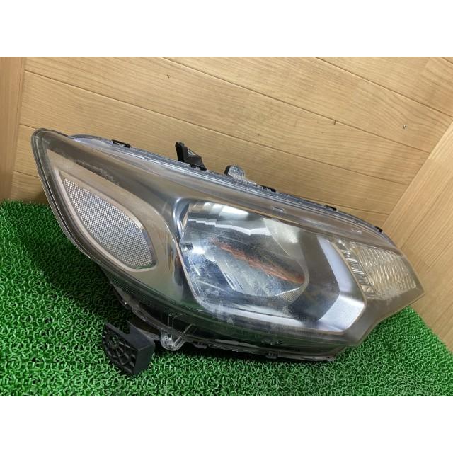 フィット DAA-GP5 右ヘッドランプASSY NH788P W0349 33100-T5A-J11