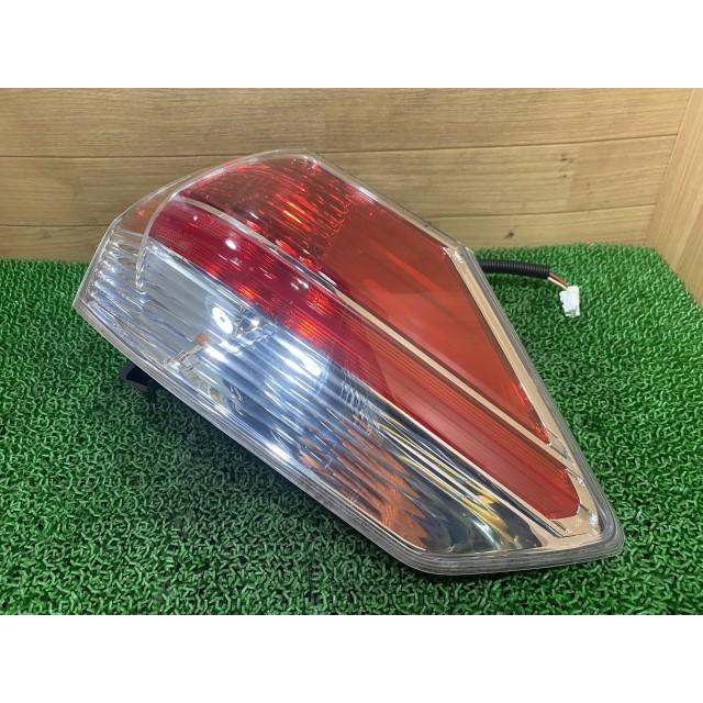 エクストレイル DBA-NT32 右テールランプ G41 220-17939 26550-4CA0B