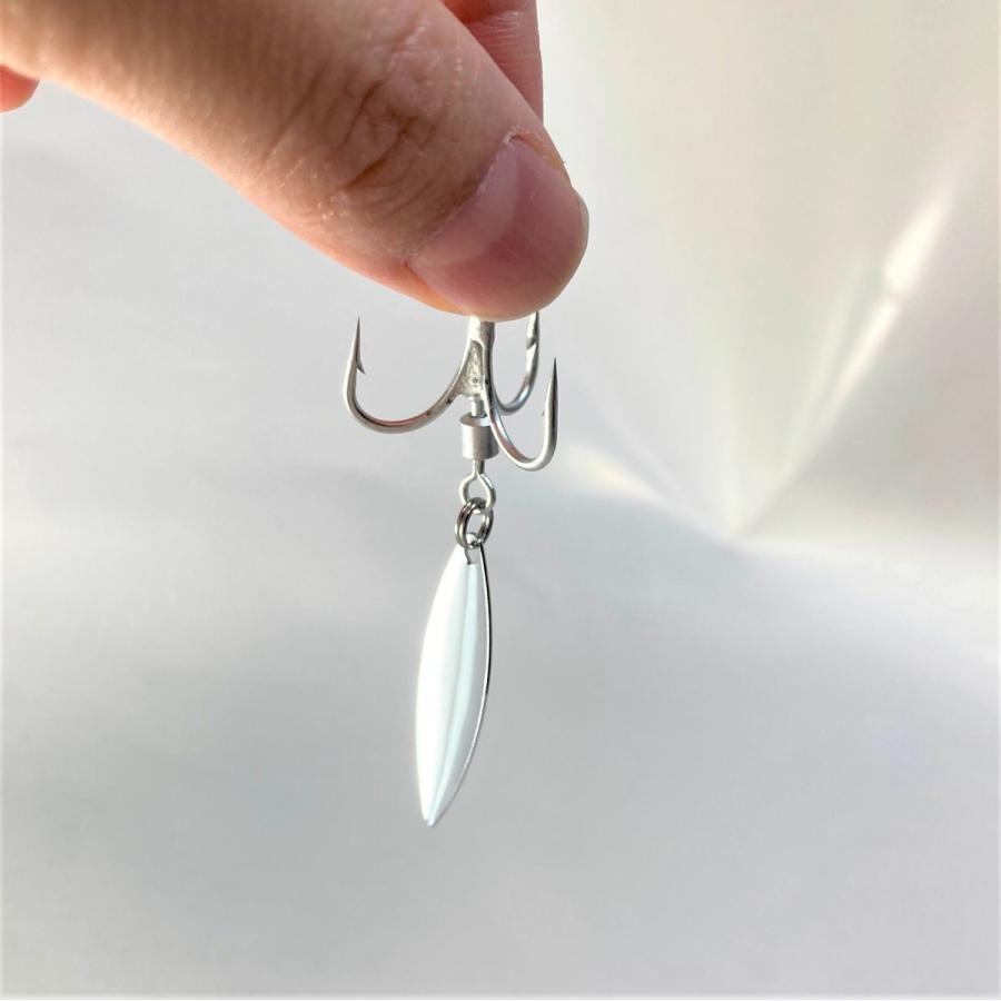 ブレードフック 4# 1個 シルバー トレブルフック スピンテイル 青物 ブリ サワラ サゴシ 釣り |  | 02